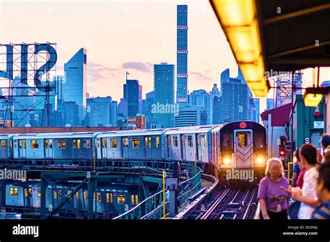 queensboro plaza 7 train|7 train route map.